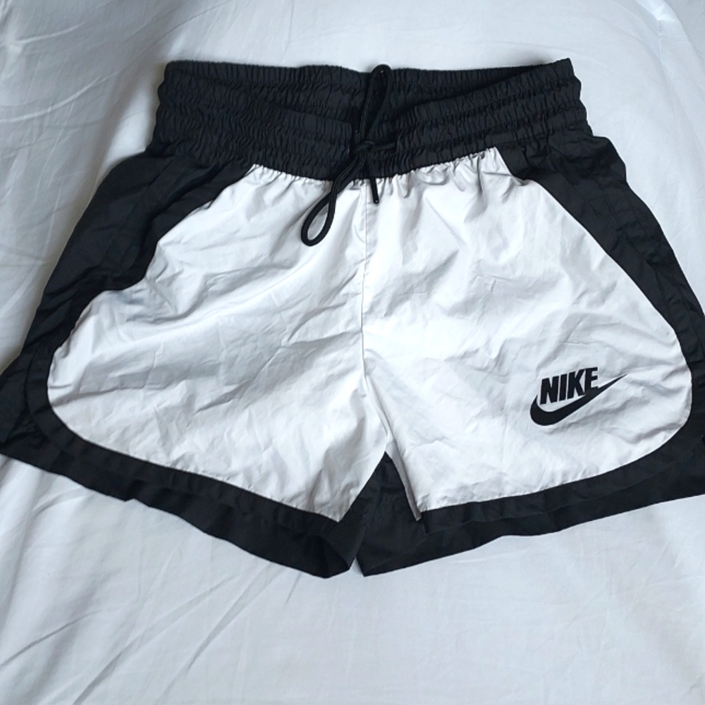 Nike sport shorts, XS, black and white,
